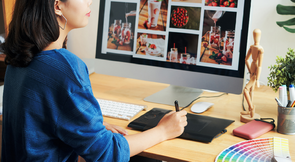 ウェブサイトの企画制作